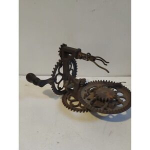 Antique Cast Iron Apple PeelerSinclair Scott Company, Baltimore needs blade